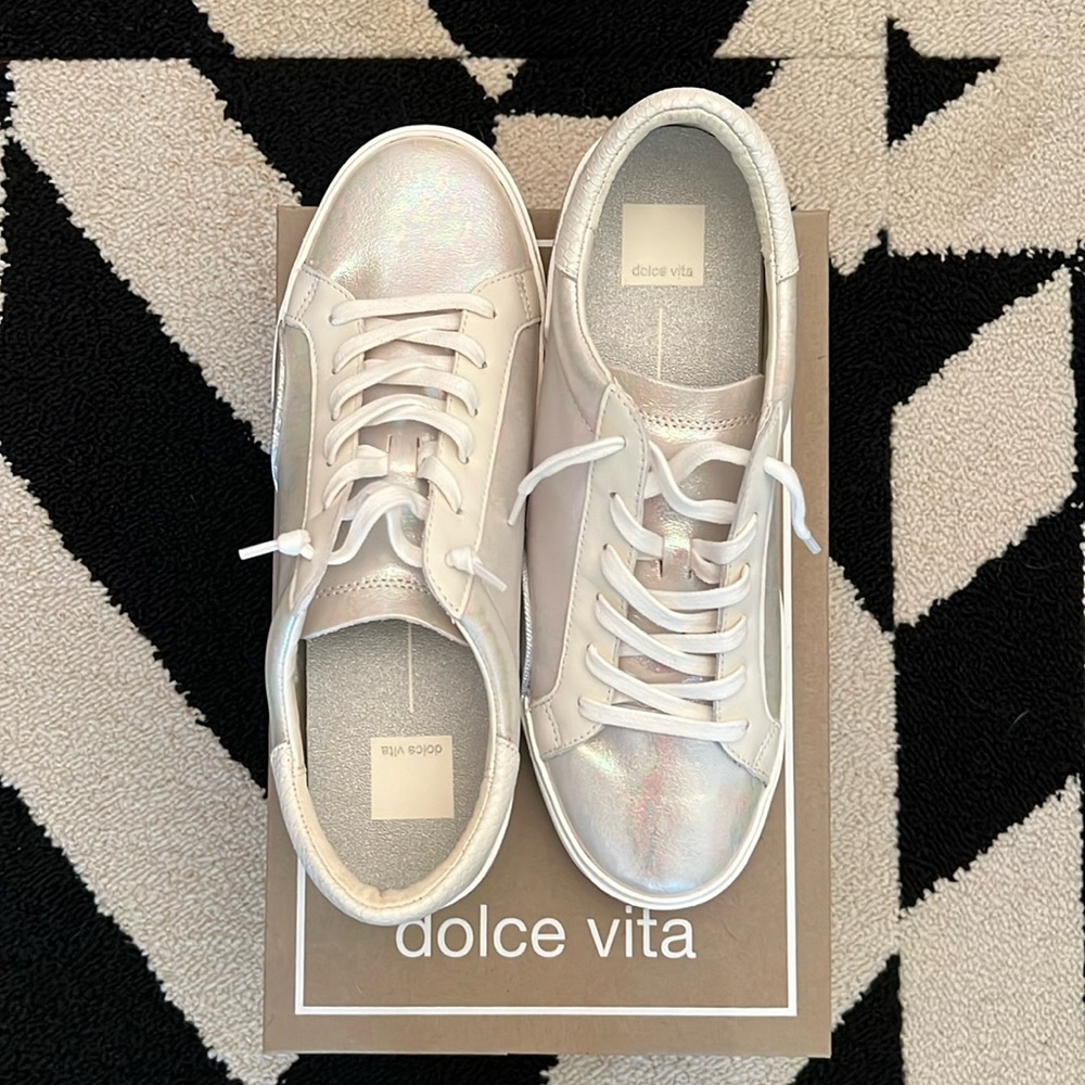 Dolce Vita Zina Sneaker Size 10 NWT